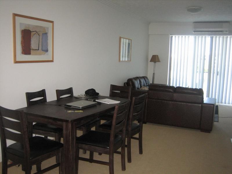 98 University Drive, Varsity Lakes QLD 4227