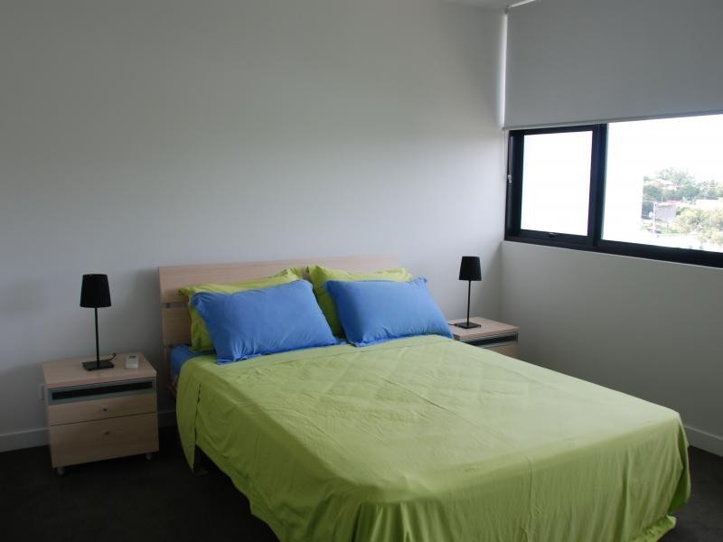 10 Pidgeon Close, West End QLD 4101