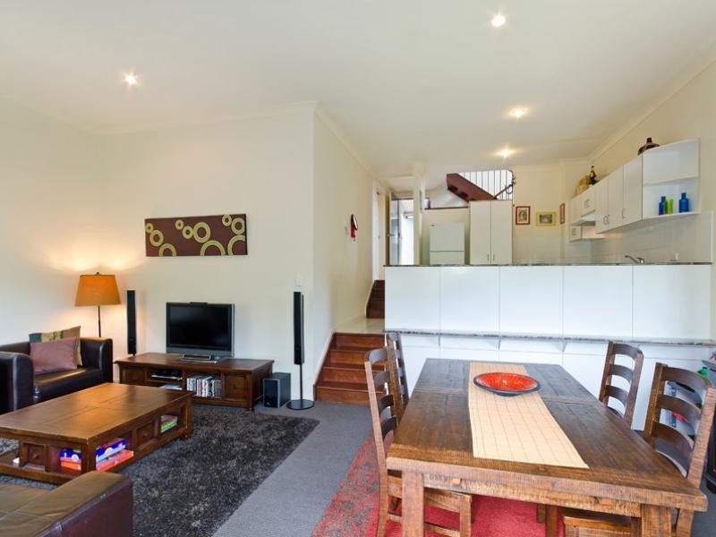 35 Miawela Street, Norman Park QLD 4170