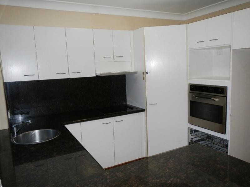 28 Ancona St, Carrara QLD 4211