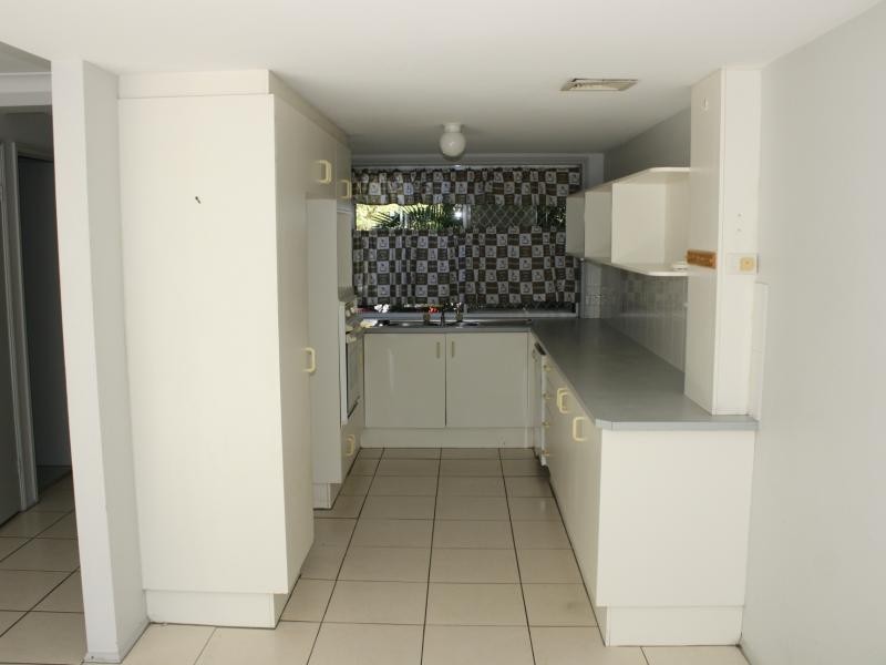 1 Resort Drive, Robina QLD 4226