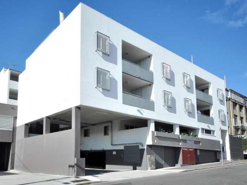 27 Berwick St, Fortitude Valley QLD 4006