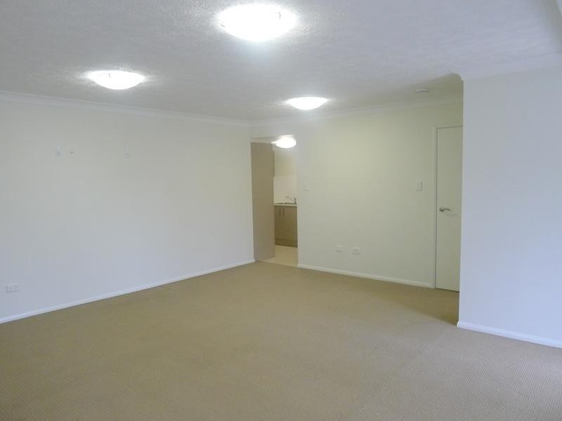 35 Hamilton Road, Moorooka QLD 4105