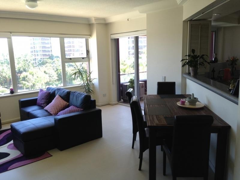 Paradise Waters QLD 4217