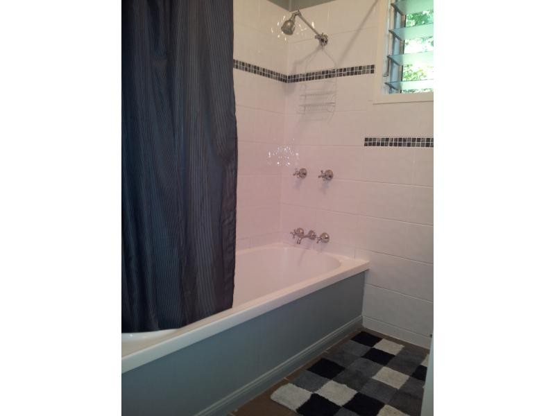 5 Morley Street, West Gladstone QLD 4680