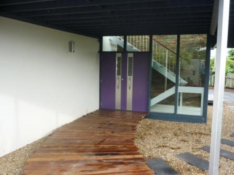 2 Cullen Ave, Torquay QLD 4655