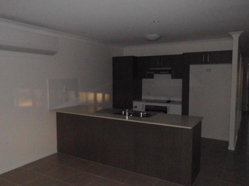 230 Pulgul St, Urangan QLD 4655