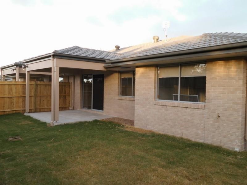 230 Pulgul St, Urangan QLD 4655