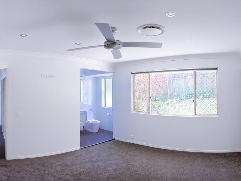 7 Watford Cres, Molendinar QLD 4214