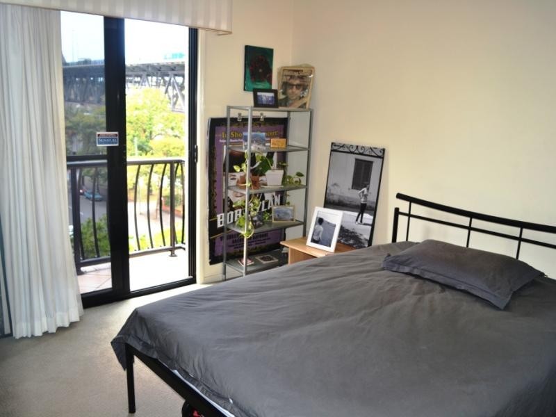 165 Main Street, Kangaroo Point QLD 4169