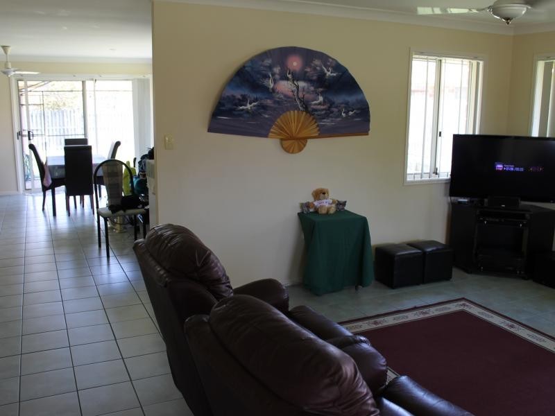 8 Principal Drive, Upper Coomera QLD 4209