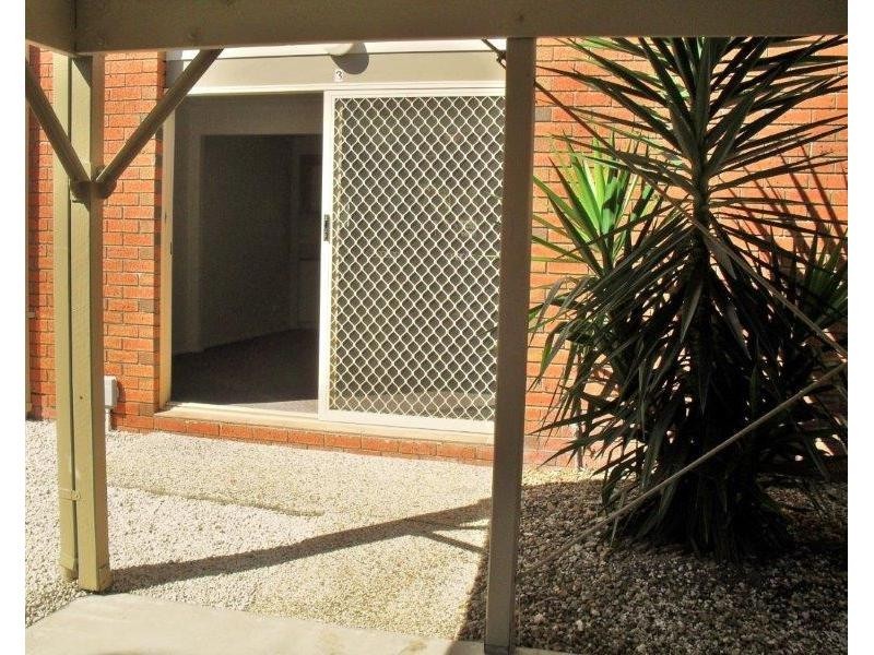 60 Whitby, Southport QLD 4215