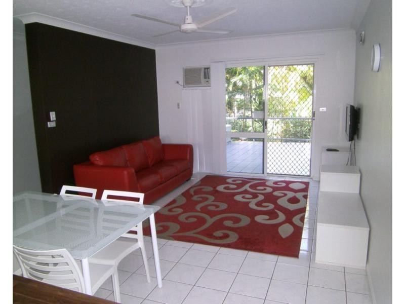 17A Upward Street, Cairns QLD 4870