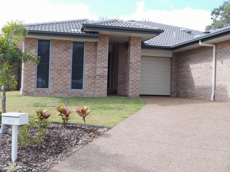 230 Pulgul St, Urangan QLD 4655