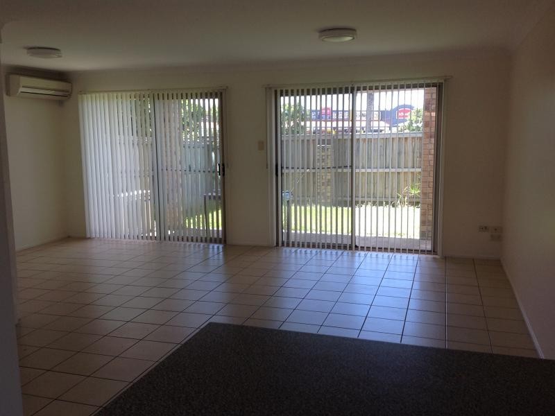 220 Christine ave., Burleigh Waters QLD 4220