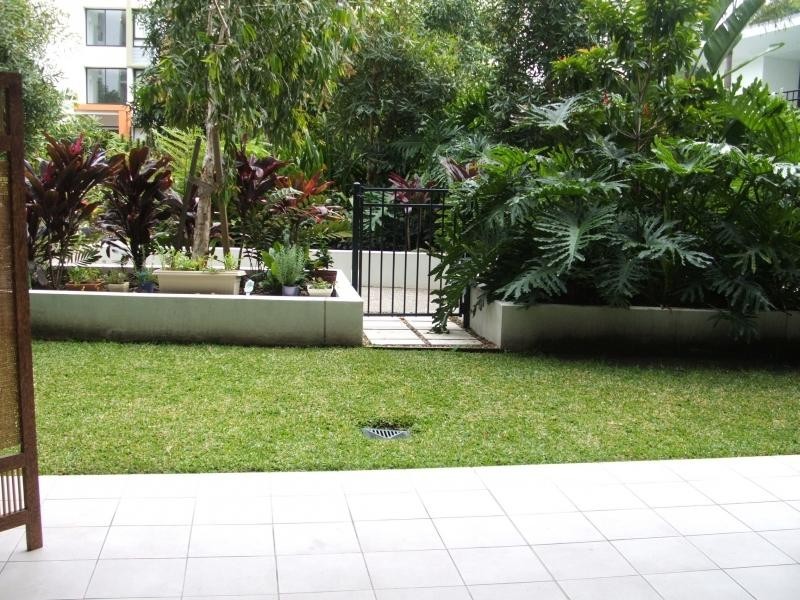 10 Pidgeon Close, West End QLD 4101