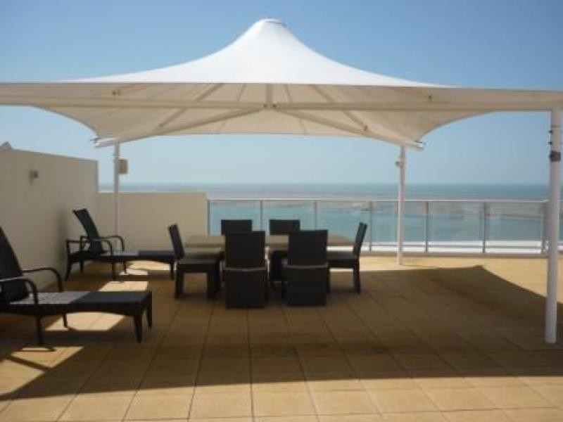 569 The Esplanade, Urangan QLD 4655