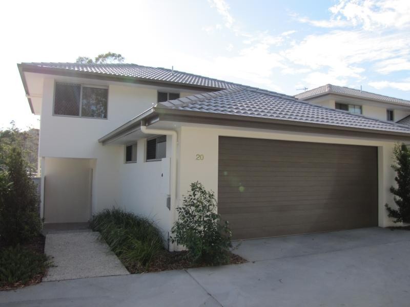 Pacific Pines QLD 4211