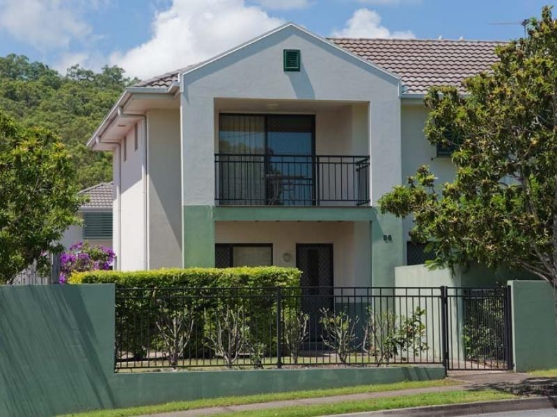 110 Scrub Rd, Carindale QLD 4152