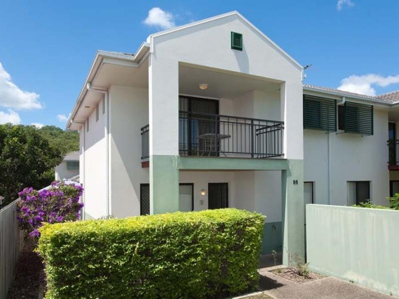 110 Scrub Rd, Carindale QLD 4152