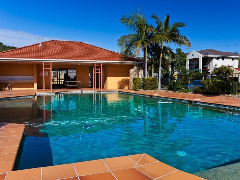 110 Scrub Rd, Carindale QLD 4152