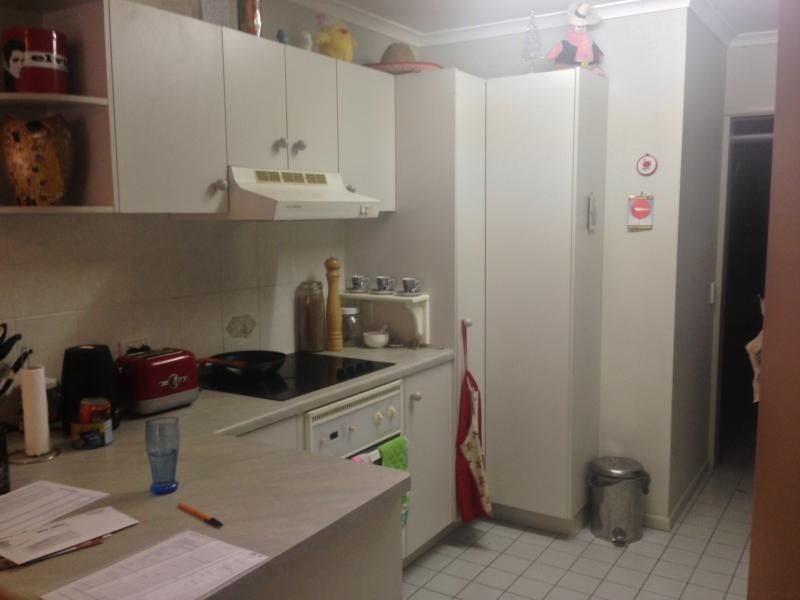 30 Meadowlands Rd, Carindale QLD 4152