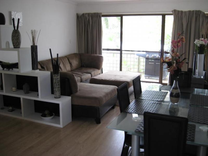 111 Markeri Street, Mermaid Waters QLD 4218