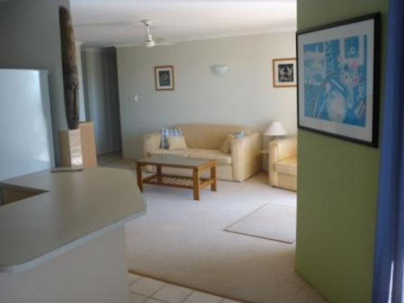 13 Pulgul St, Urangan QLD 4655