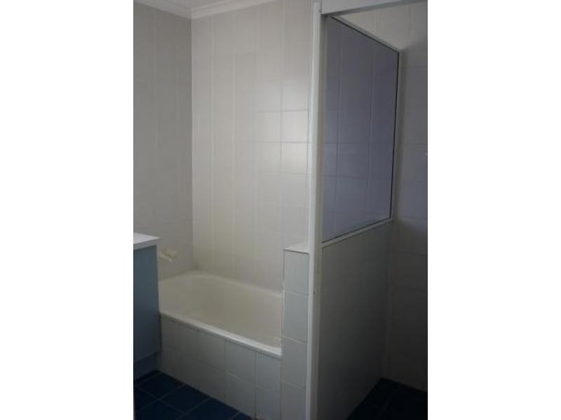 383 The Esplanade, Torquay QLD 4655