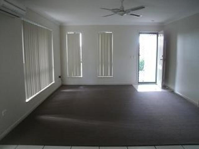 6 Buddy Holly Close, Parkwood QLD 4214