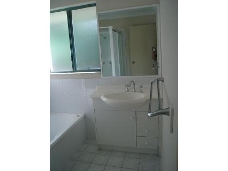 6 Buddy Holly Close, Parkwood QLD 4214