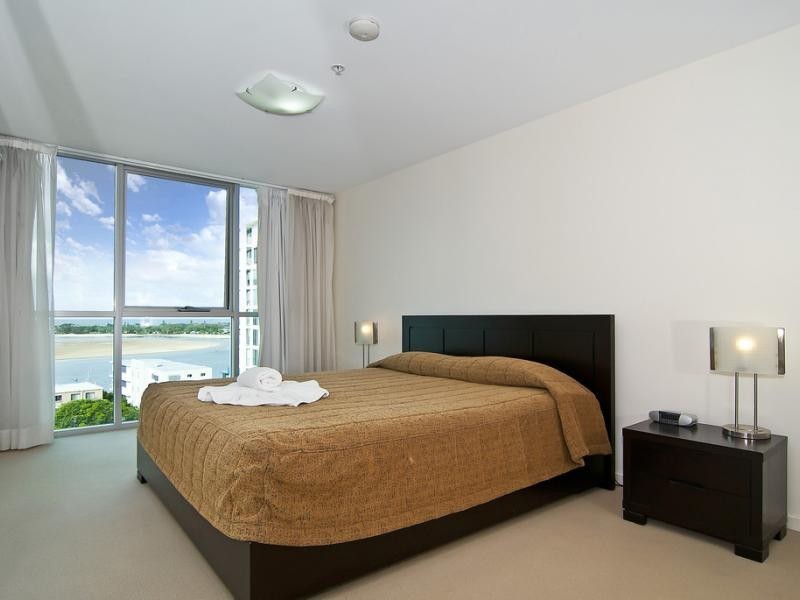 1 Duporth Avenue, Maroochydore QLD 4558