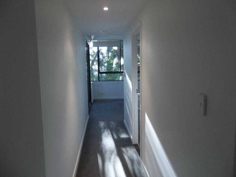 10 Pidgeon Close, West End QLD 4101