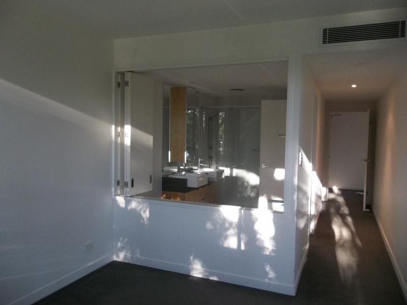 10 Pidgeon Close, West End QLD 4101