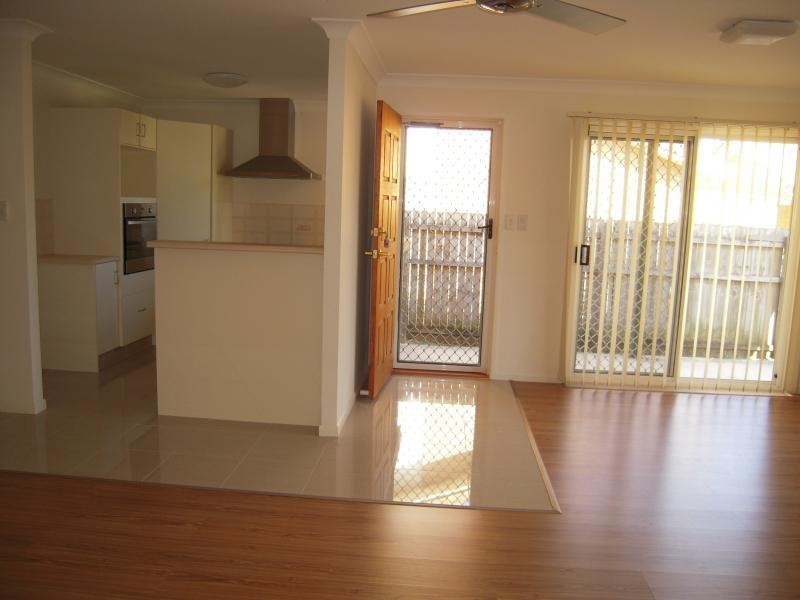 38 Kenny Drive, Labrador QLD 4215