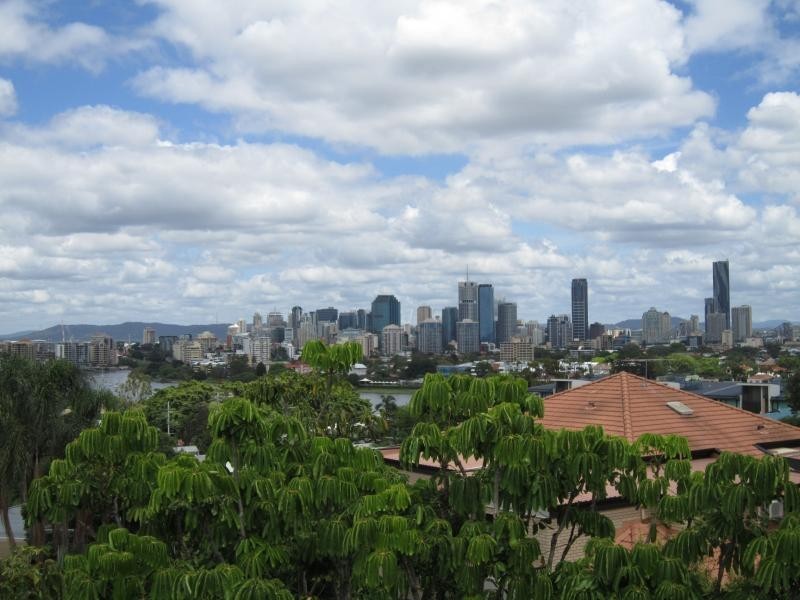 70 Norman Crescent, Norman Park QLD 4170