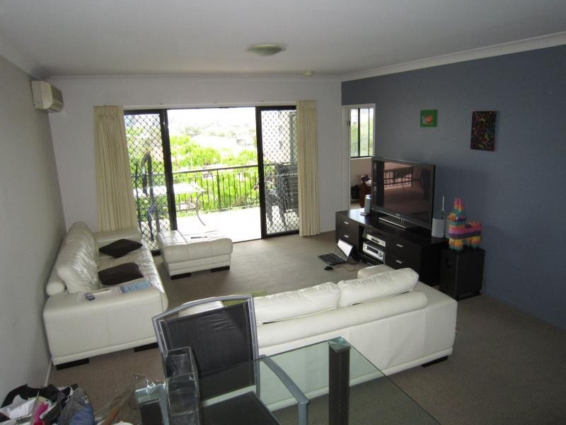 70 Norman Crescent, Norman Park QLD 4170