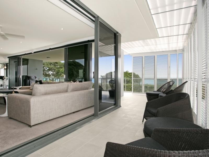 323 Bayview Street, Hollywell QLD 4216