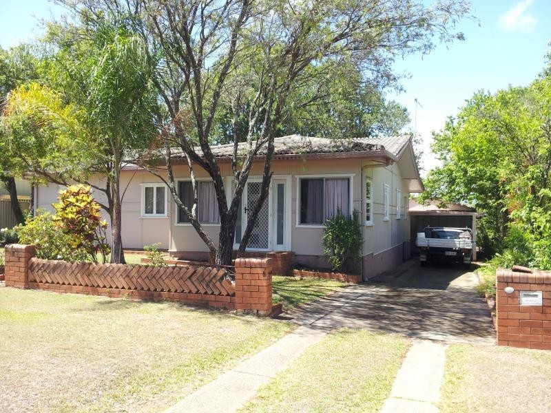 1 Deans Street, Clontarf QLD 4019