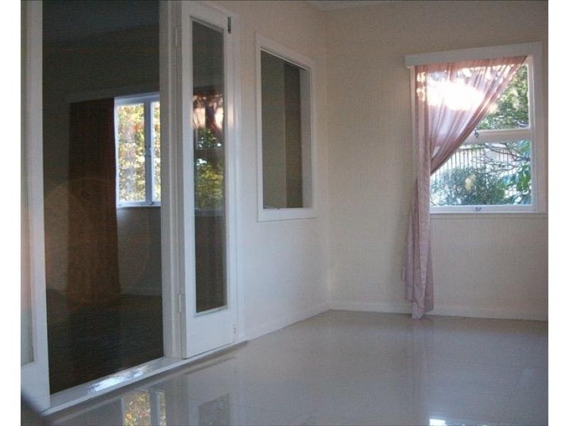 1 Deans Street, Clontarf QLD 4019