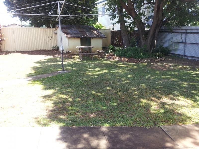 1 Deans Street, Clontarf QLD 4019