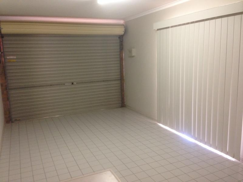 30 Meadowlands Rd, Carindale QLD 4152