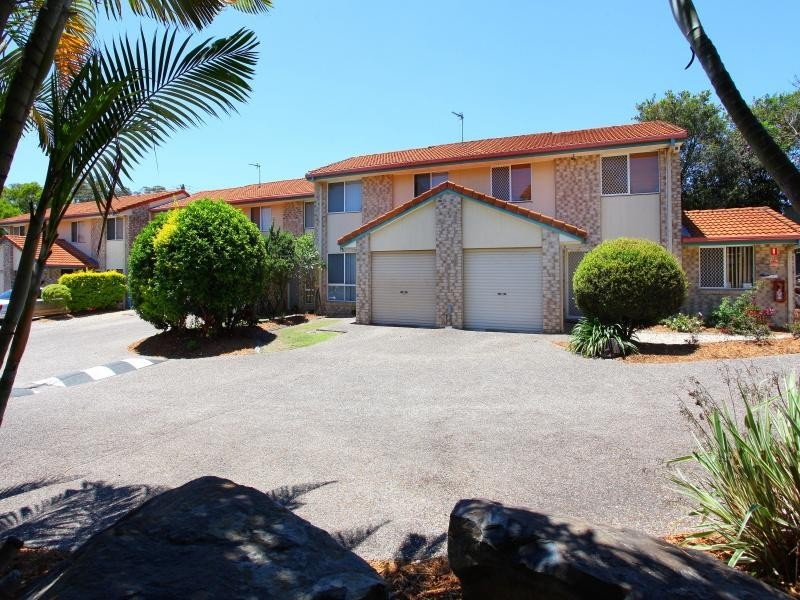 42 Murev Way, Carrara QLD 4211
