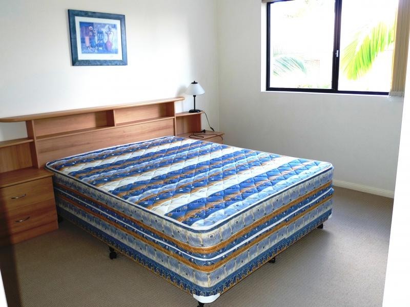 38 Labrador Street, Labrador QLD 4215