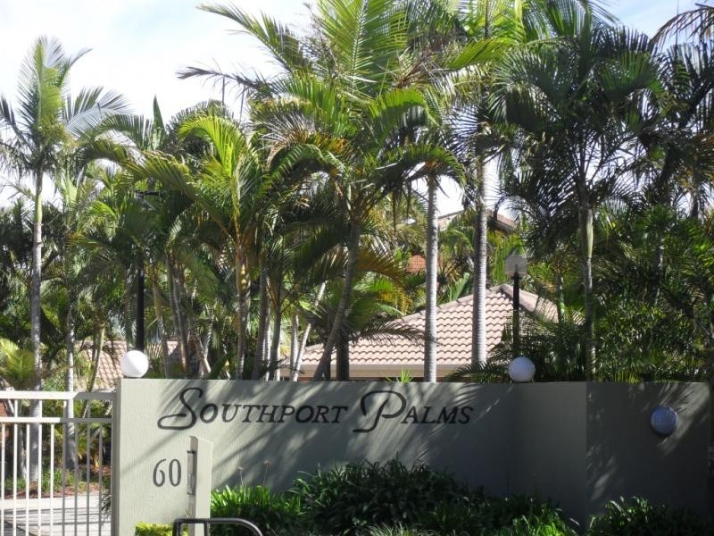 60 Whitby, Southport QLD 4215