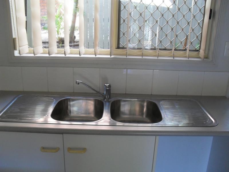 60 Whitby, Southport QLD 4215