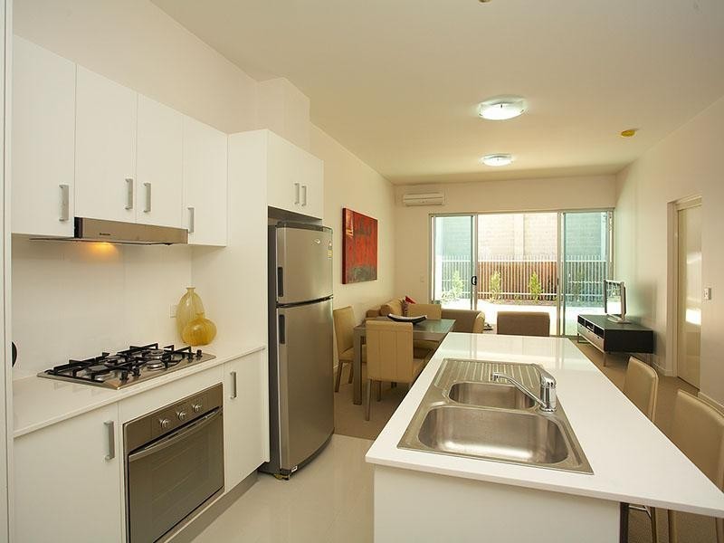 28 Ferry Rd, West End QLD 4101