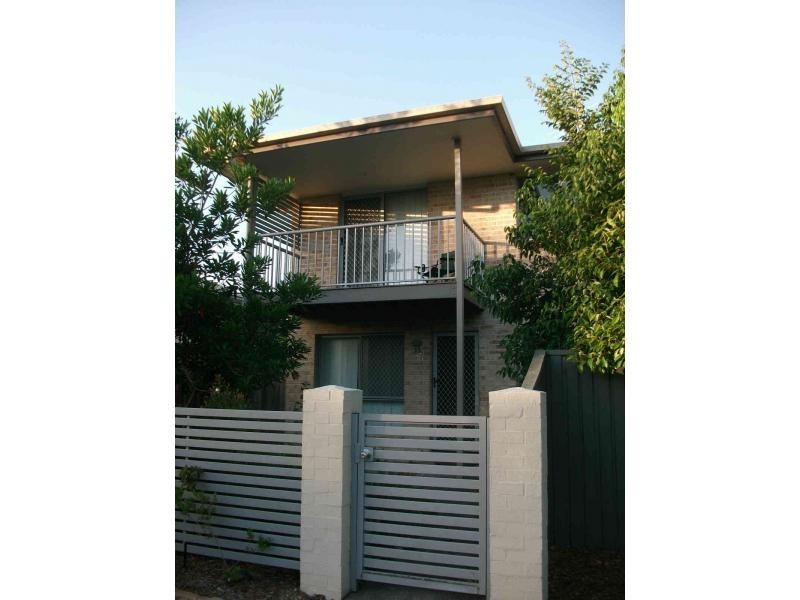 71 Elkhorn St, Enoggera QLD 4051