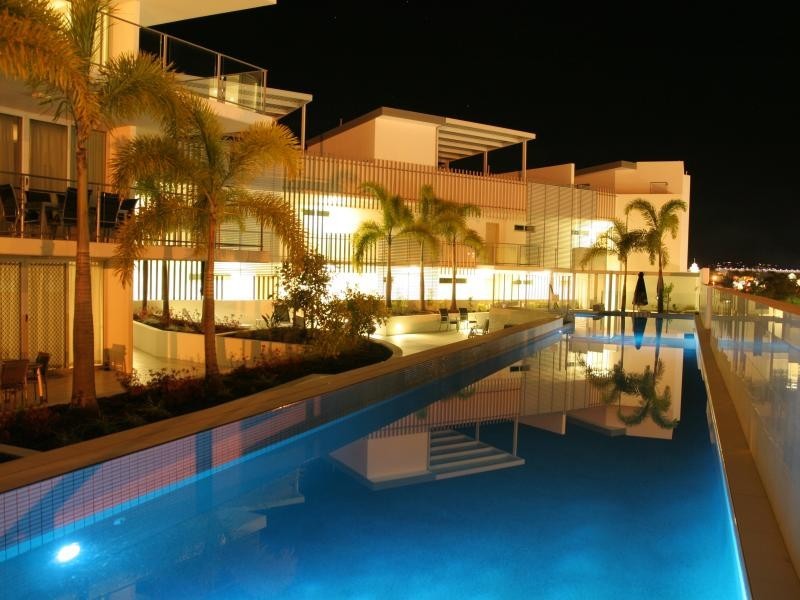 1 Duporth Avenue, Maroochydore QLD 4558