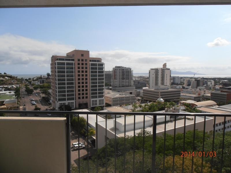 1 Stanton Terrace, Townsville City QLD 4810